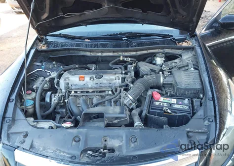 2011 Honda Accord 2.4 Se z USA, uszkodzony, nr VIN 1HGCP2F62BA052258